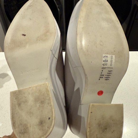 & Other Stories Cream Leather Shoes - Picture 9 of 10